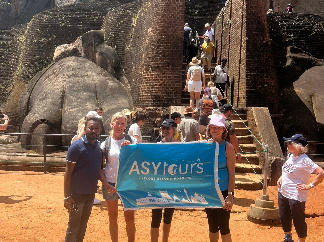 ASY Tours Sri Lanka-卡图纳耶克必去景点