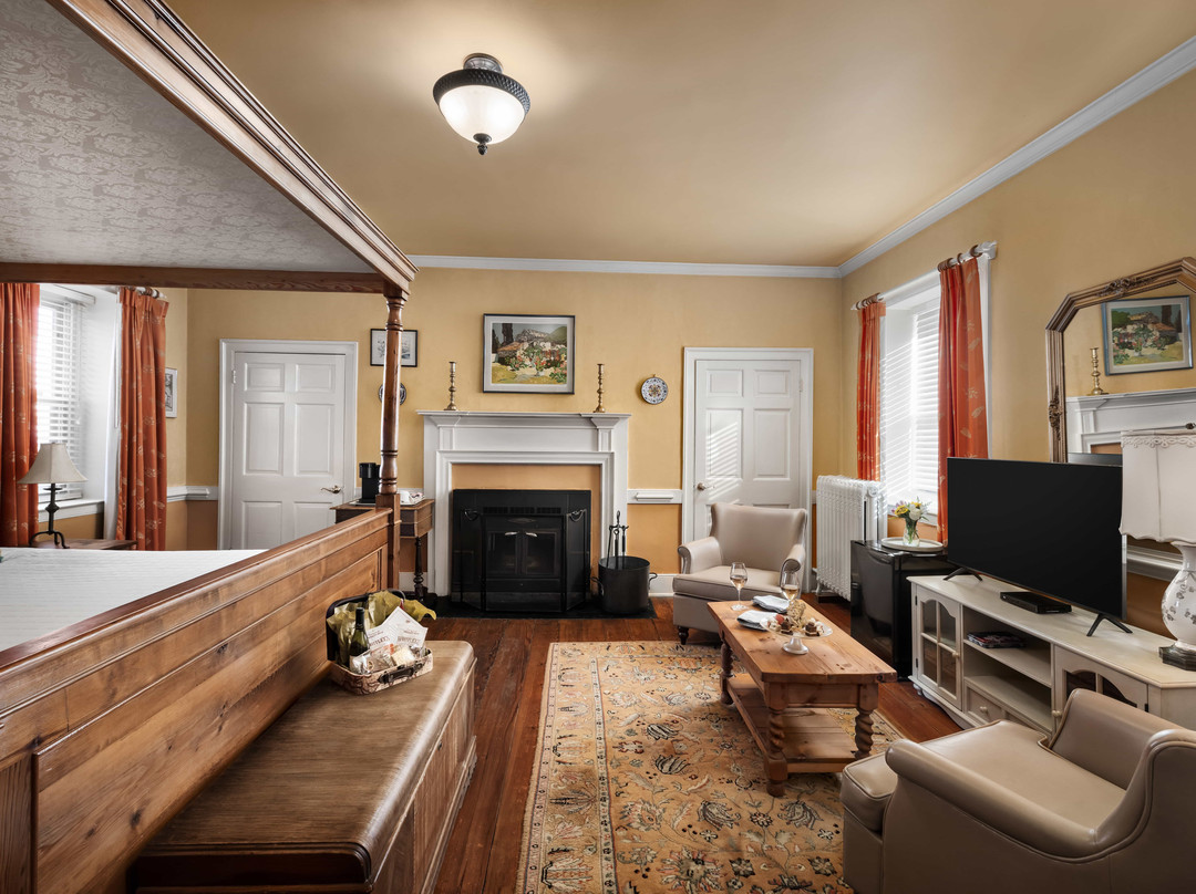 L'auberge Provencale Inn & Restaurant主图