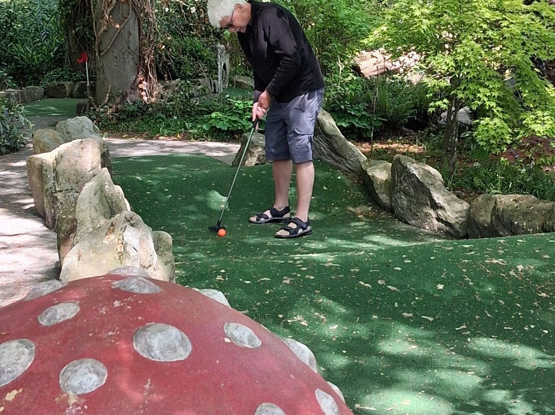 Forgotten Garden Adventure Golf景点图片
