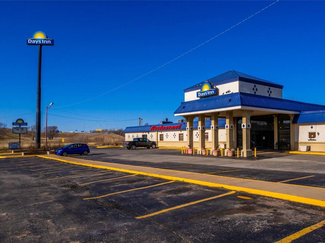 Days Inn By Wyndham Clinton