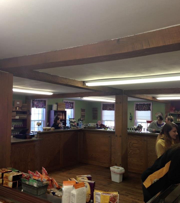 Ackerman Winery-Amana必去景点