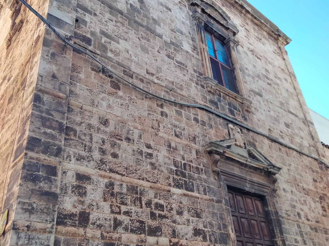 Chiesa e Convento dei Santi Cosma e Damiano-孔韦尔萨诺必去景点