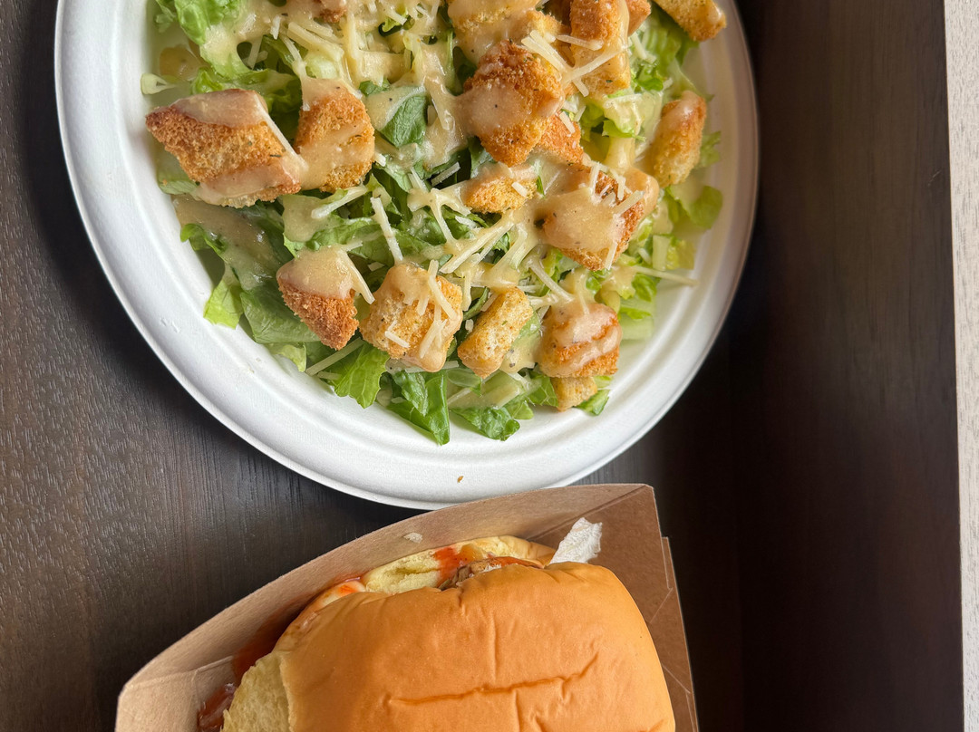 Newport Craft Brewing & Distilling Co.-纽波特必去景点