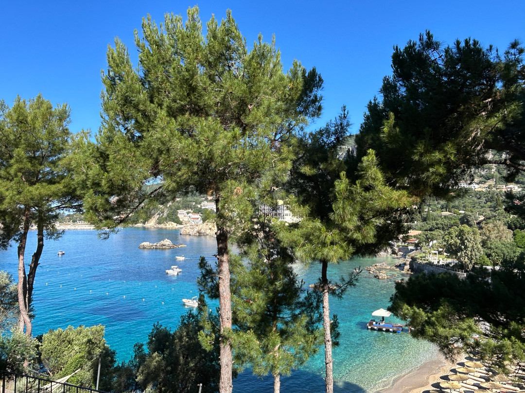 Akrotiri Beach Resort Hotel主图