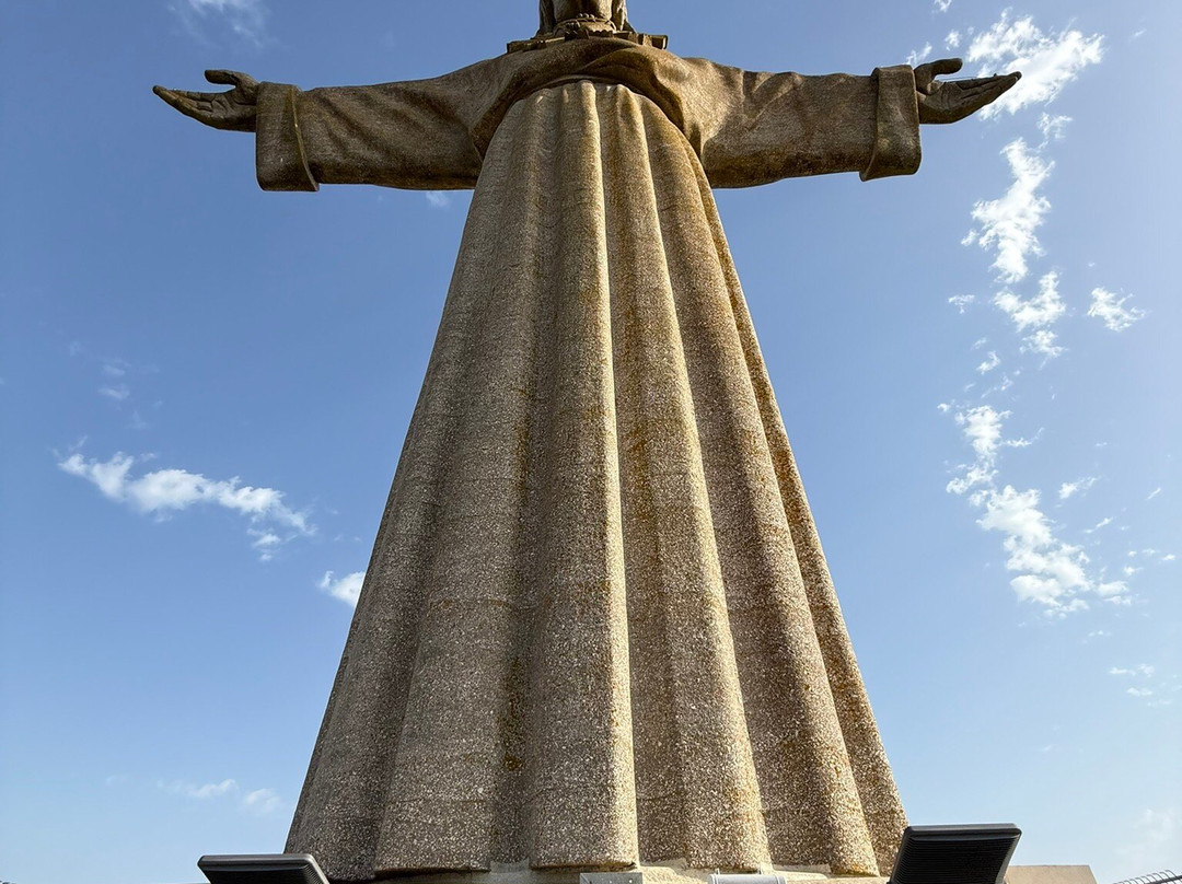 Cristo Rei (Jesus Statue)-Canico必去景点