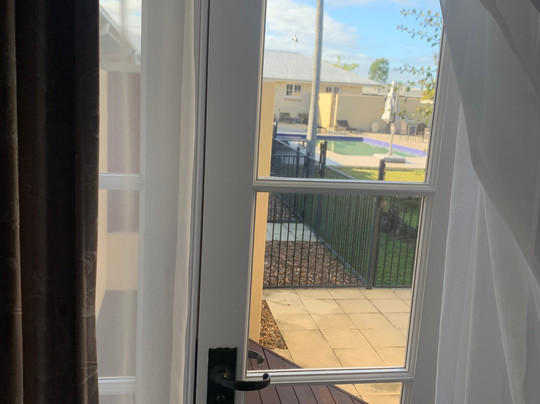 Kernow Charters Towers主图