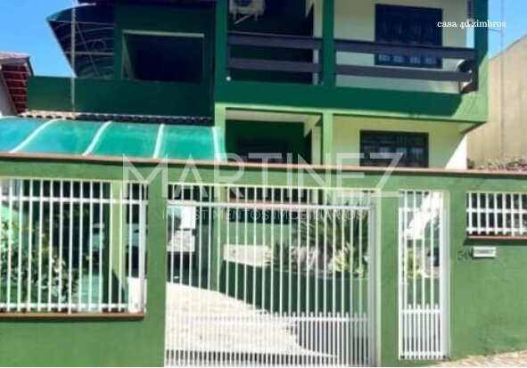 Praia dos Zimbros-Bombinhas必去景点