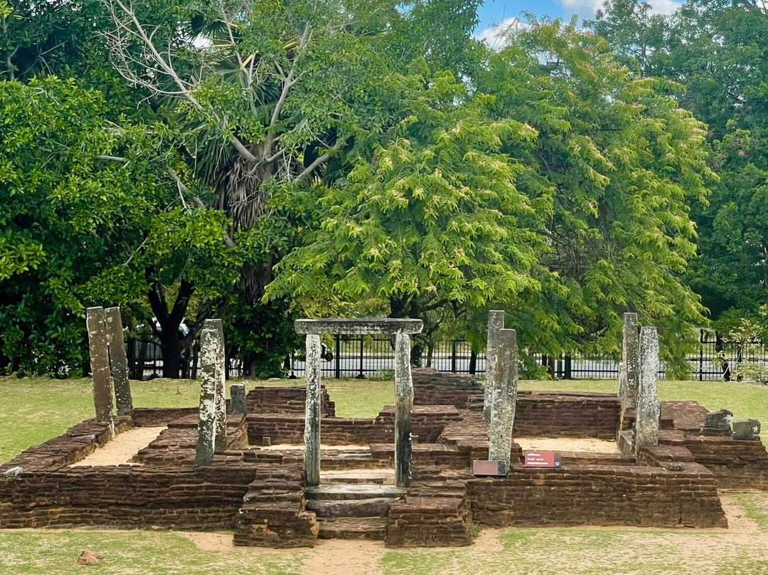 Nissanka Latha Mandapaya-波隆纳鲁瓦必去景点