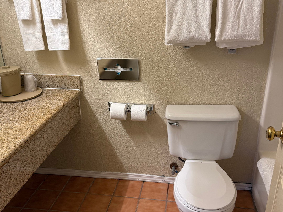 优胜美地山谷休闲康福特茵酒店主图