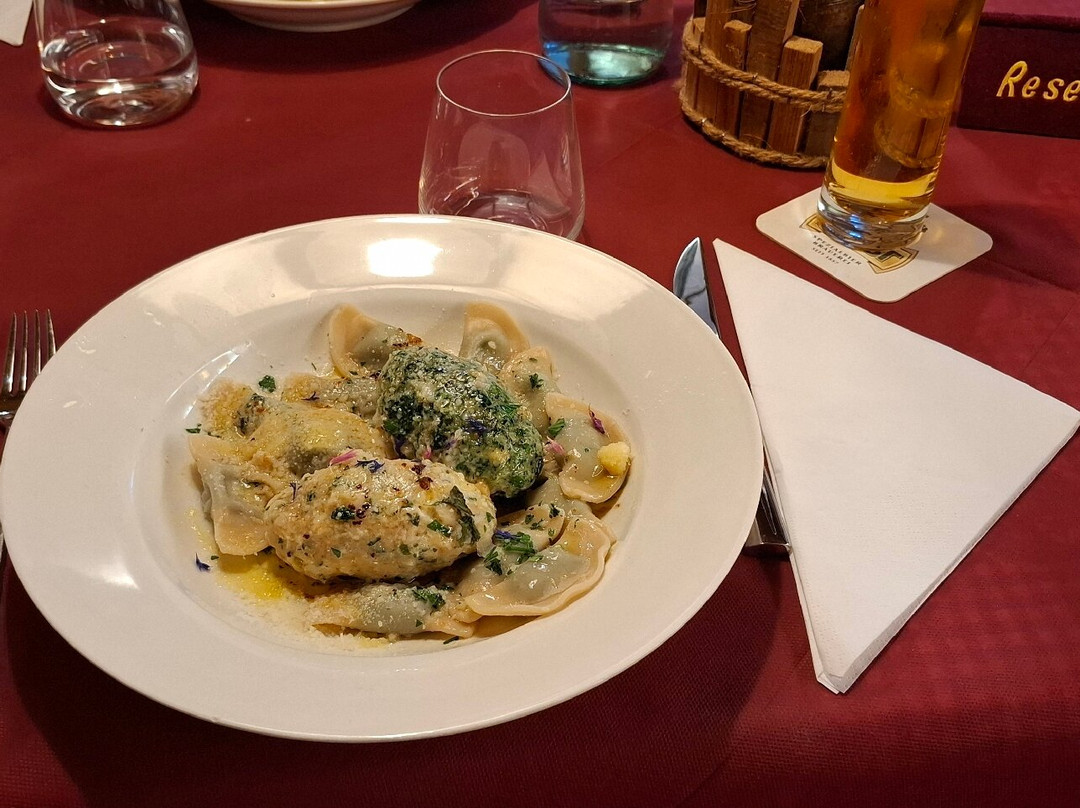 伽斯托夫莫维特酒店主图