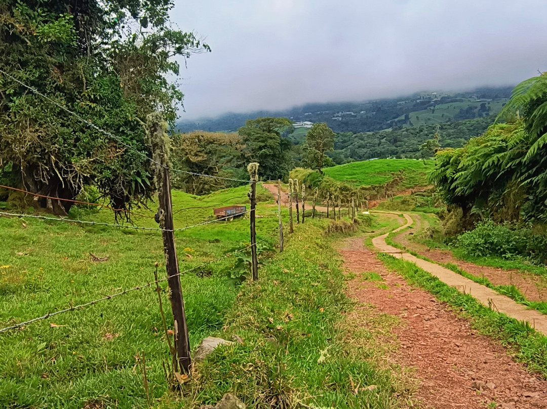 Escape Poasito-Poasito必去景点