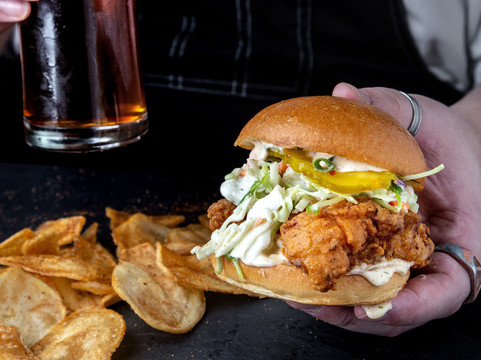 Match Eatery & Public House主图