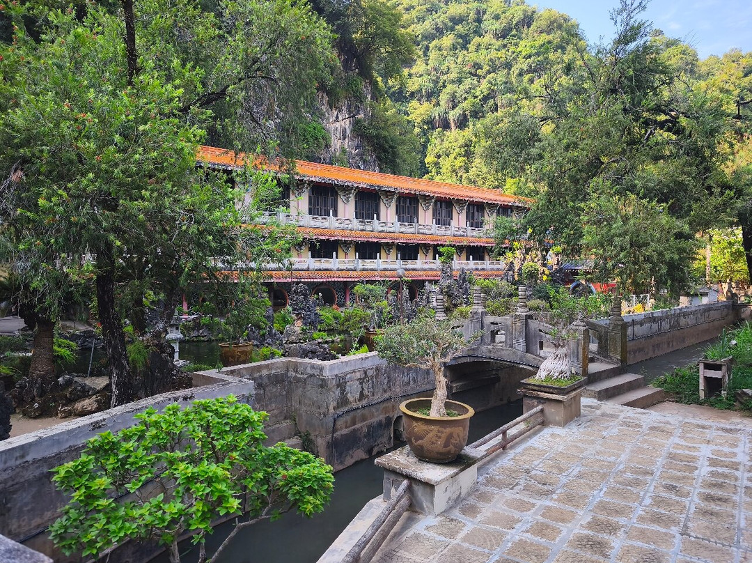 Sam Poh Tong Temple-怡保必去景点