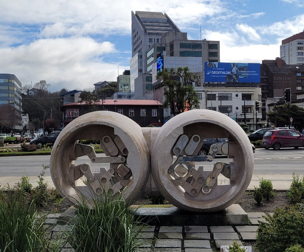 Sentados Frente al Mar-蒙特港必去景点