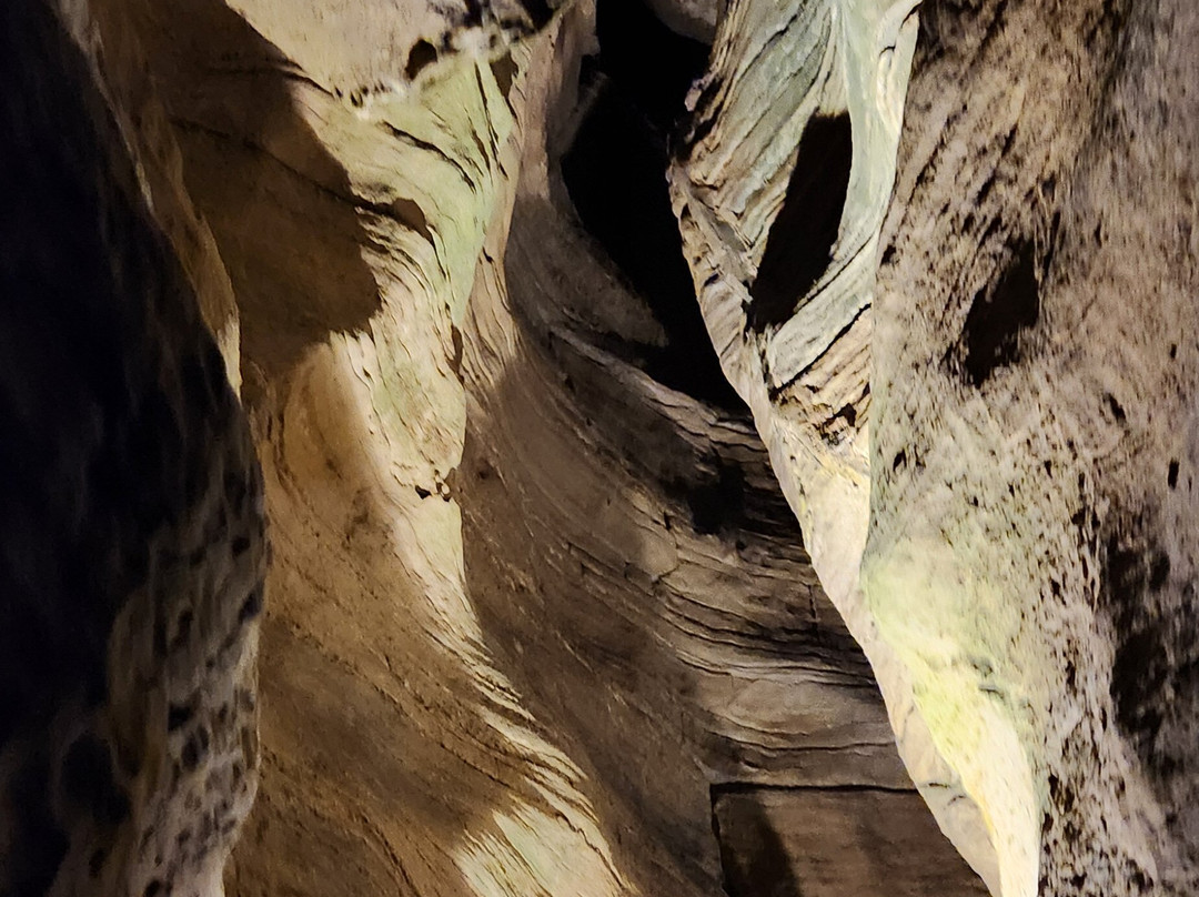Howe Caverns-Howes Cave必去景点