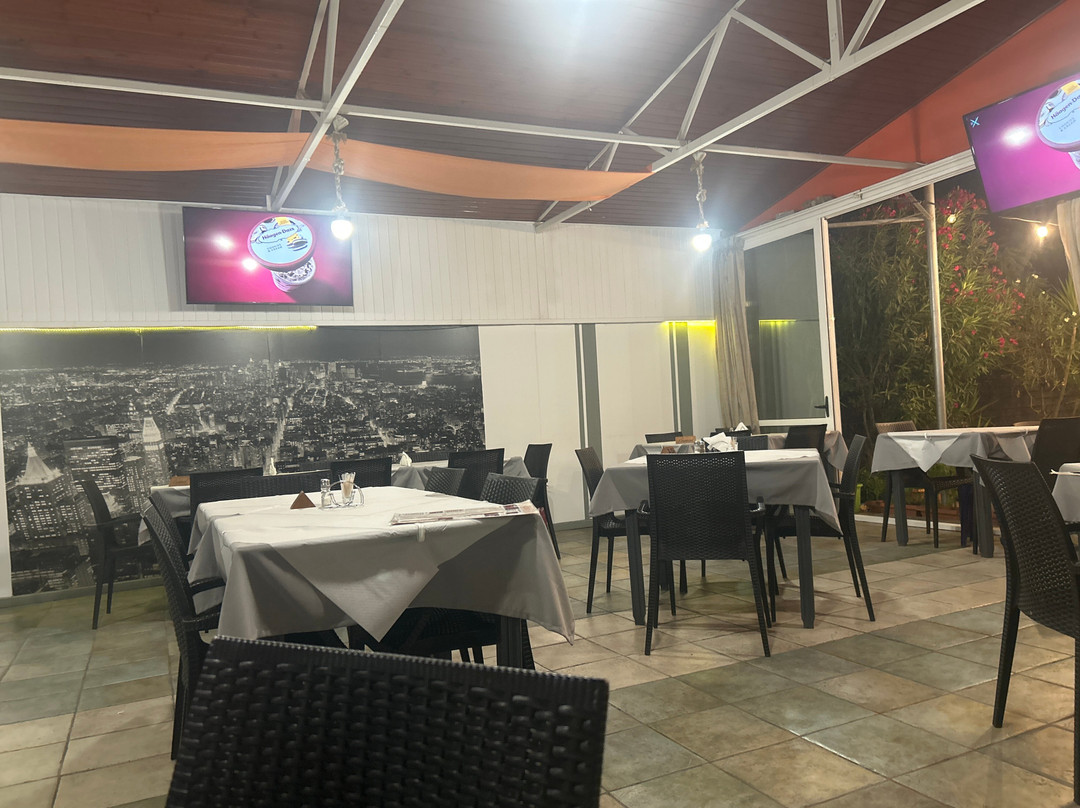 Cicero Bar Restaurant