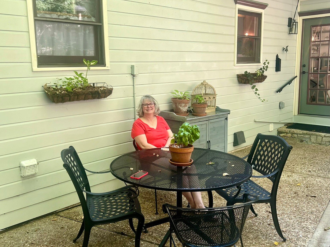 Arsenic and Old Lace Bed & Breakfast Inn主图