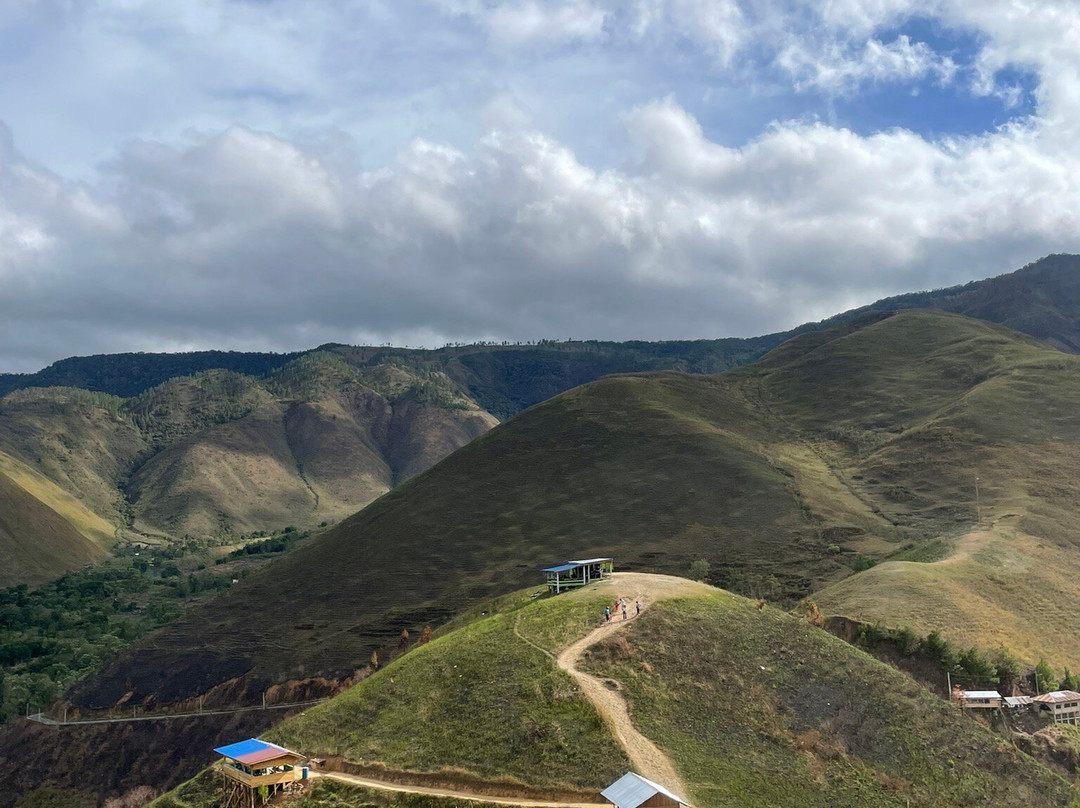 Holbung Hill-沙摩西岛必去景点
