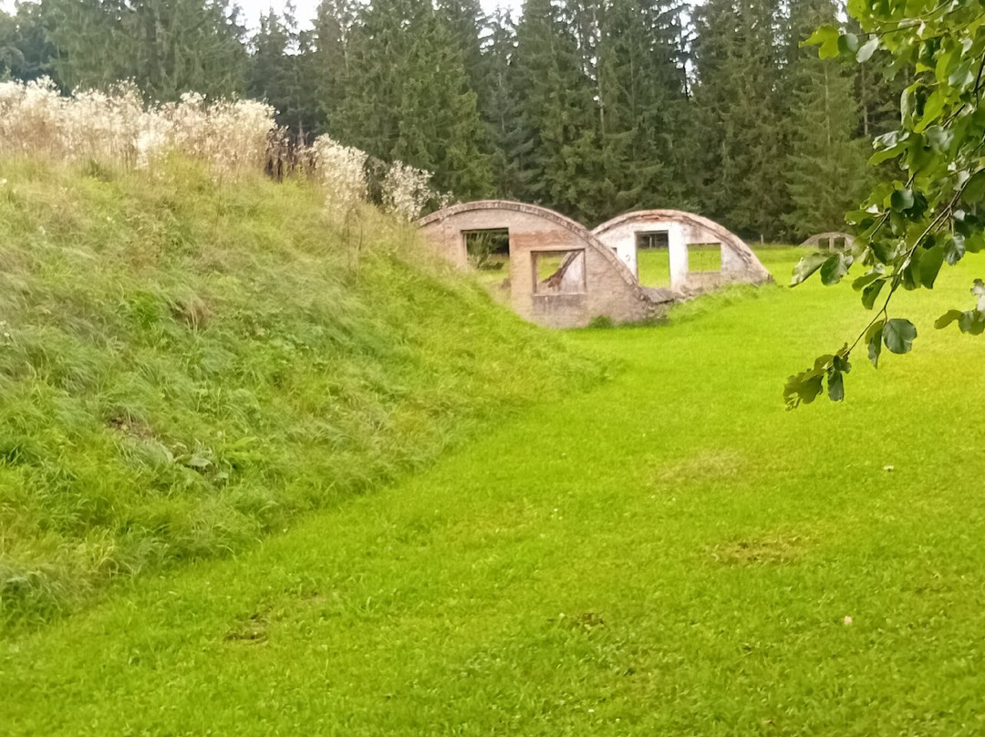 Europäische Holocaustgedenkstätte-莱希河畔兰茨贝格必去景点