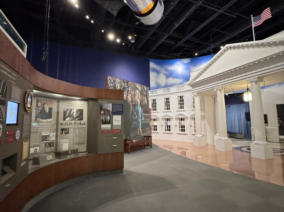 George Bush Presidential Library and Museum-大学城必去景点