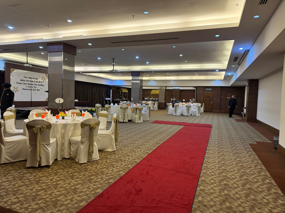 莎亚南凯煌大酒店主图