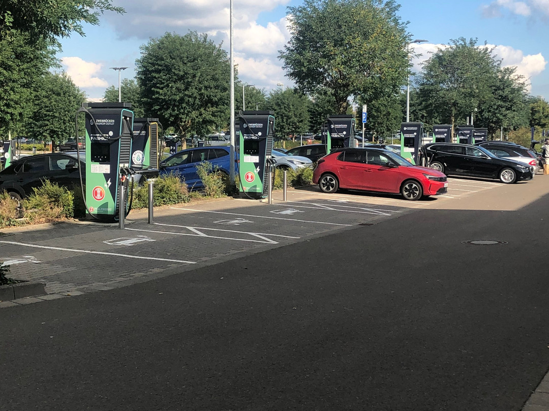 Zweibrücken Fashion Outlet-茨魏布吕肯必去景点