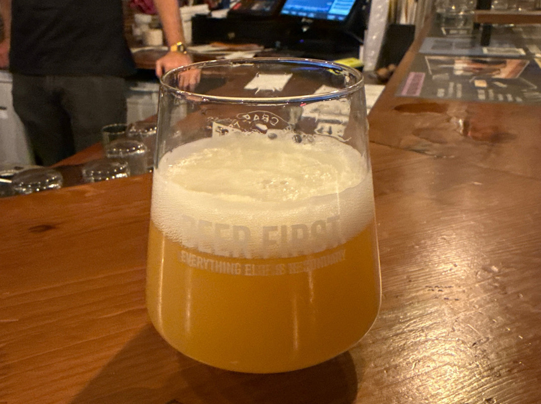 FIRST Craft Beer Brewery & Taproom-布达佩斯必去景点