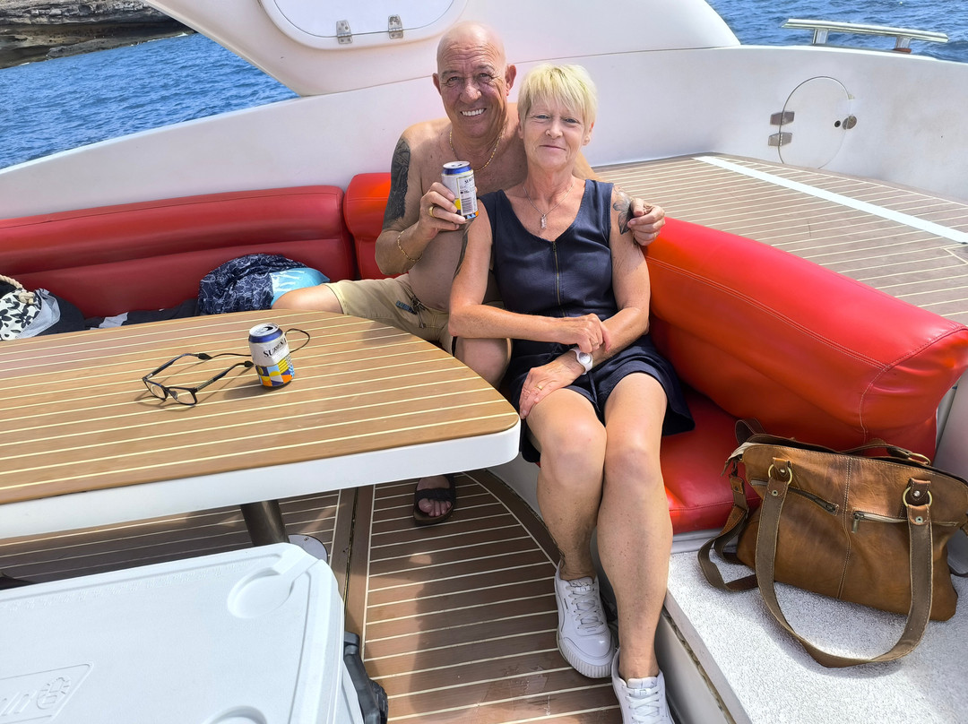 Opera 60 Luxury Charters-奥德杰海岸必去景点