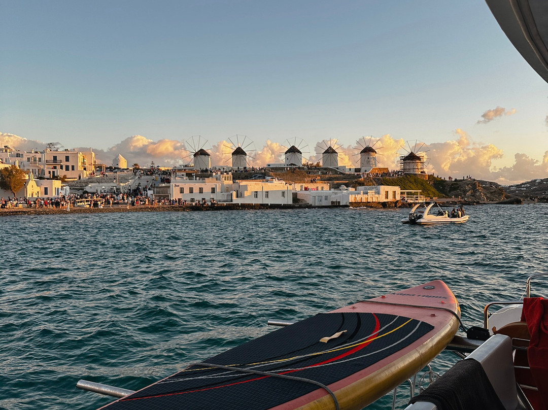 Catamaran Mykonos-米克诺斯镇必去景点