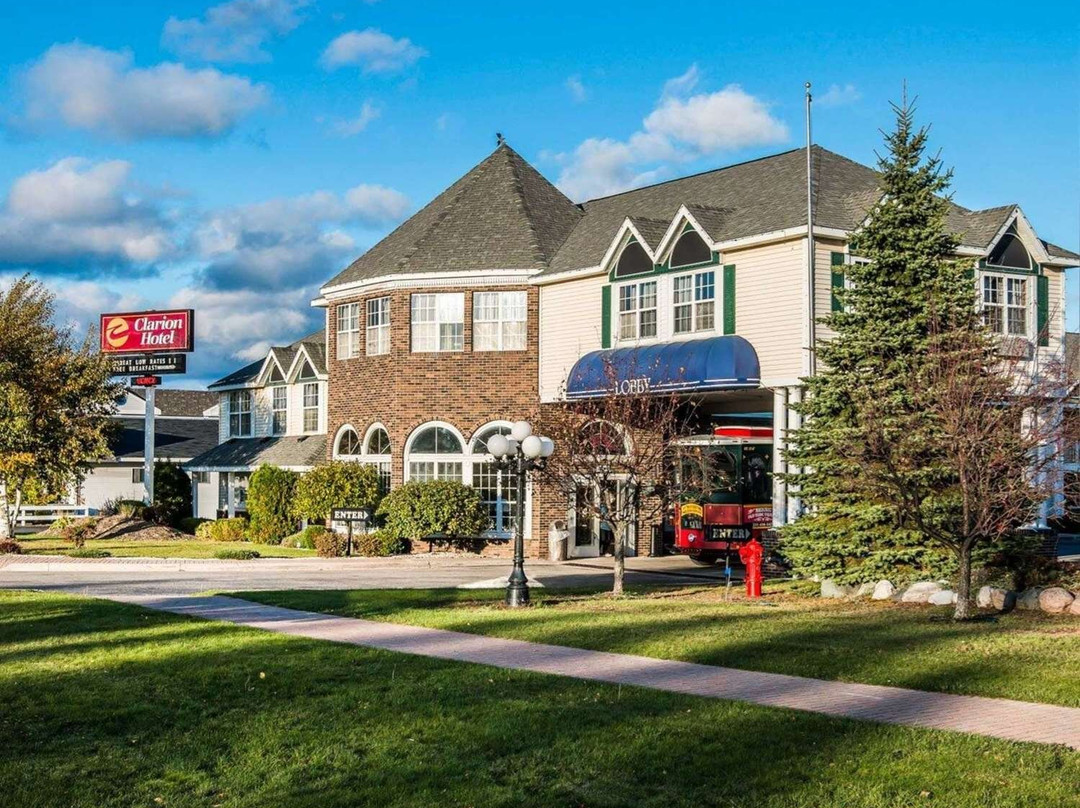 Carp Lake酒店住宿-Clarion Hotel Beachfront