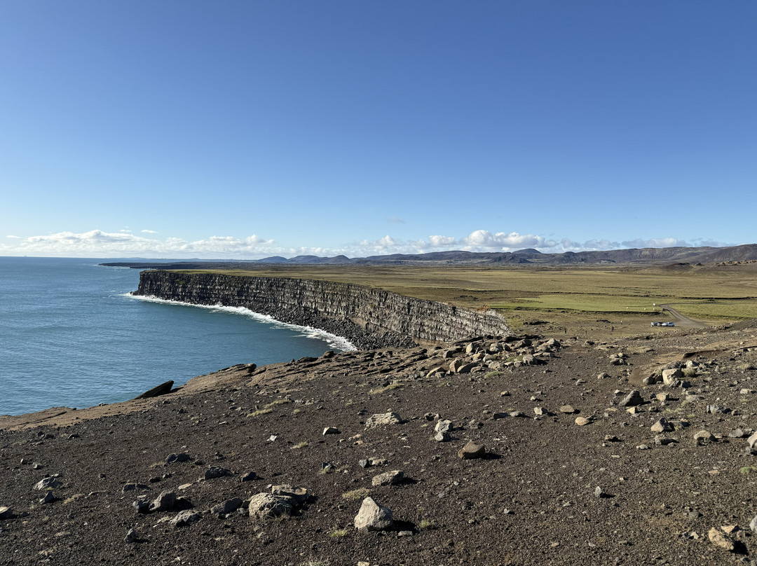 Krysuvik Cliffs-南部半岛必去景点