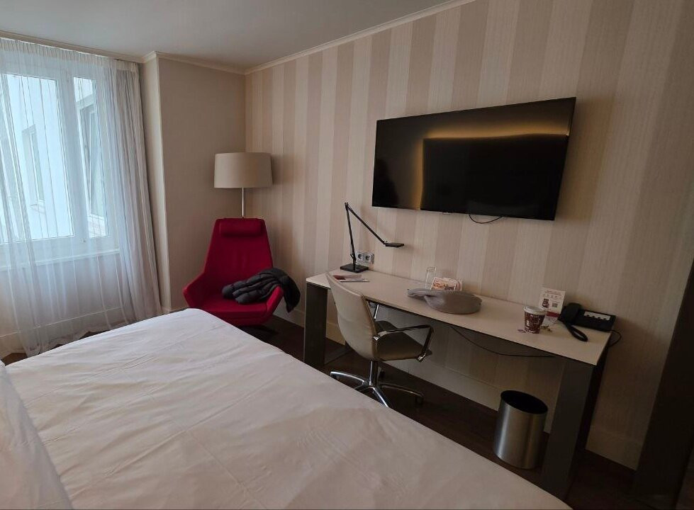 NH柏林米特酒店主图