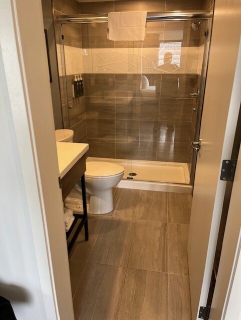 温哥华YWCA酒店-浴室