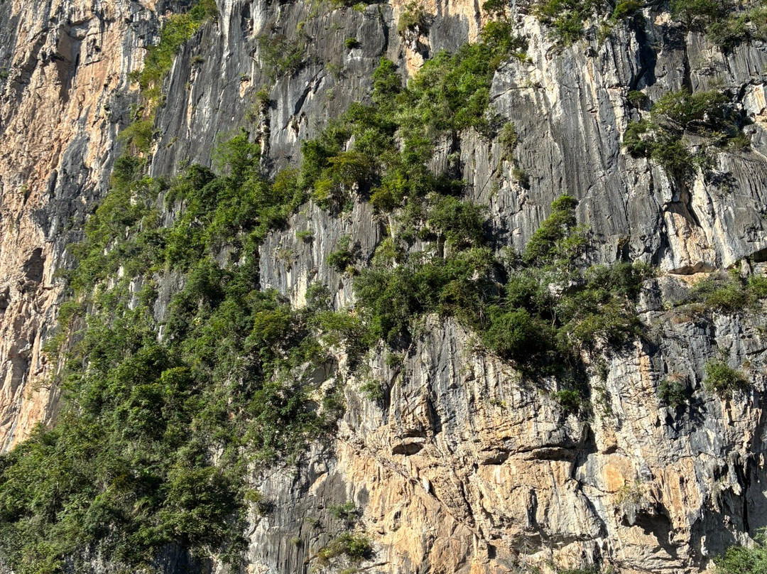 万峰湖景区-兴义市必去景点