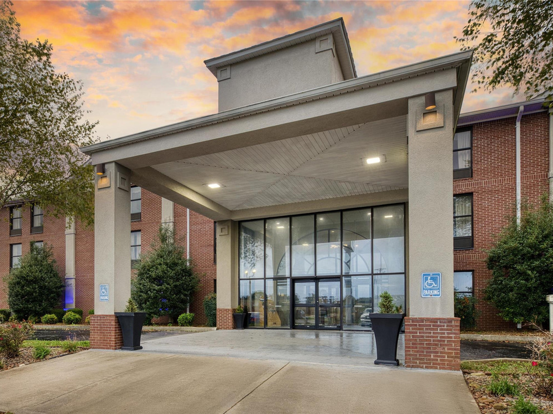 Jamestown酒店住宿-Best Western Lake Cumberland Inn