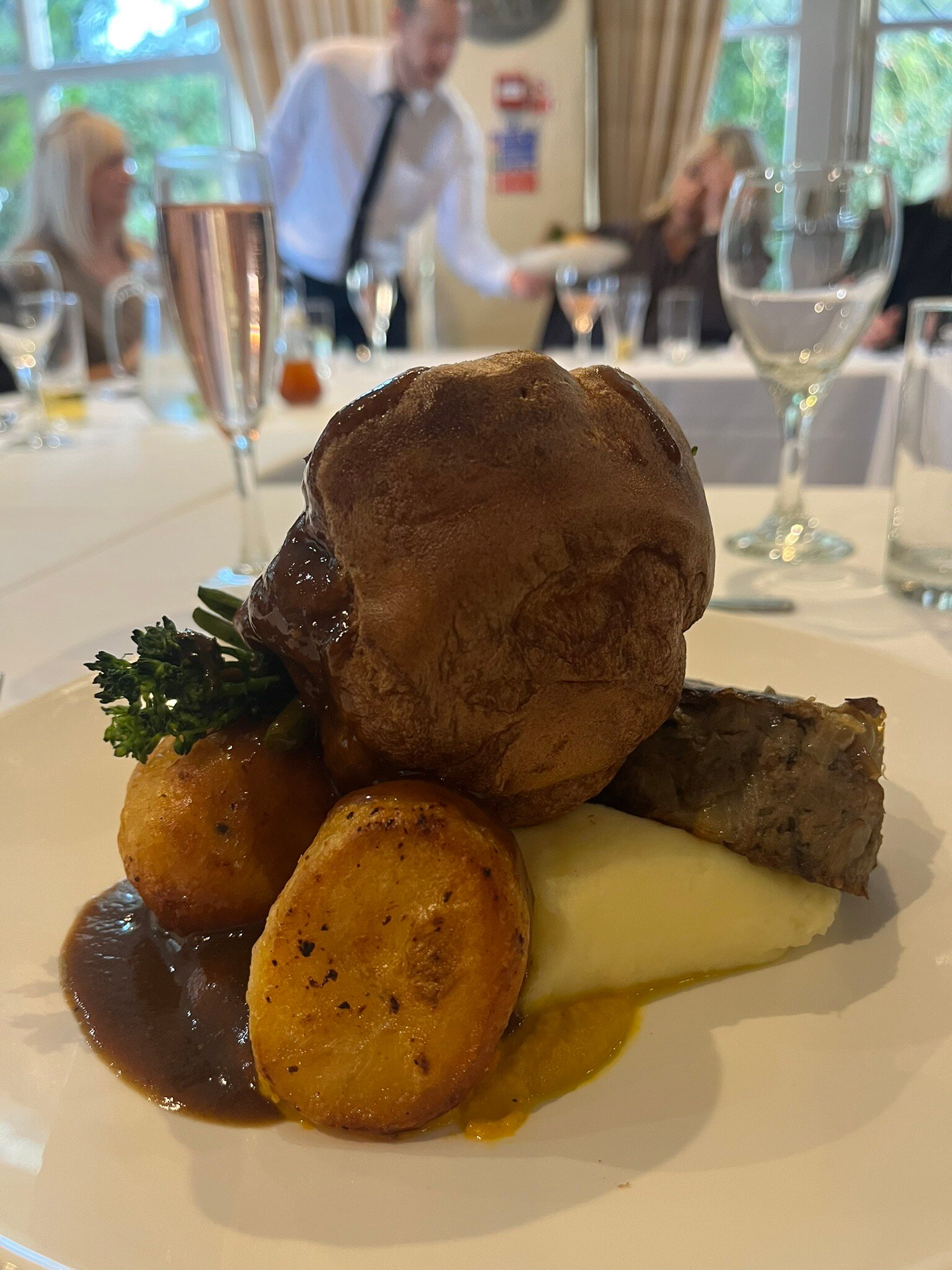 The Villa Wrea Green-官方