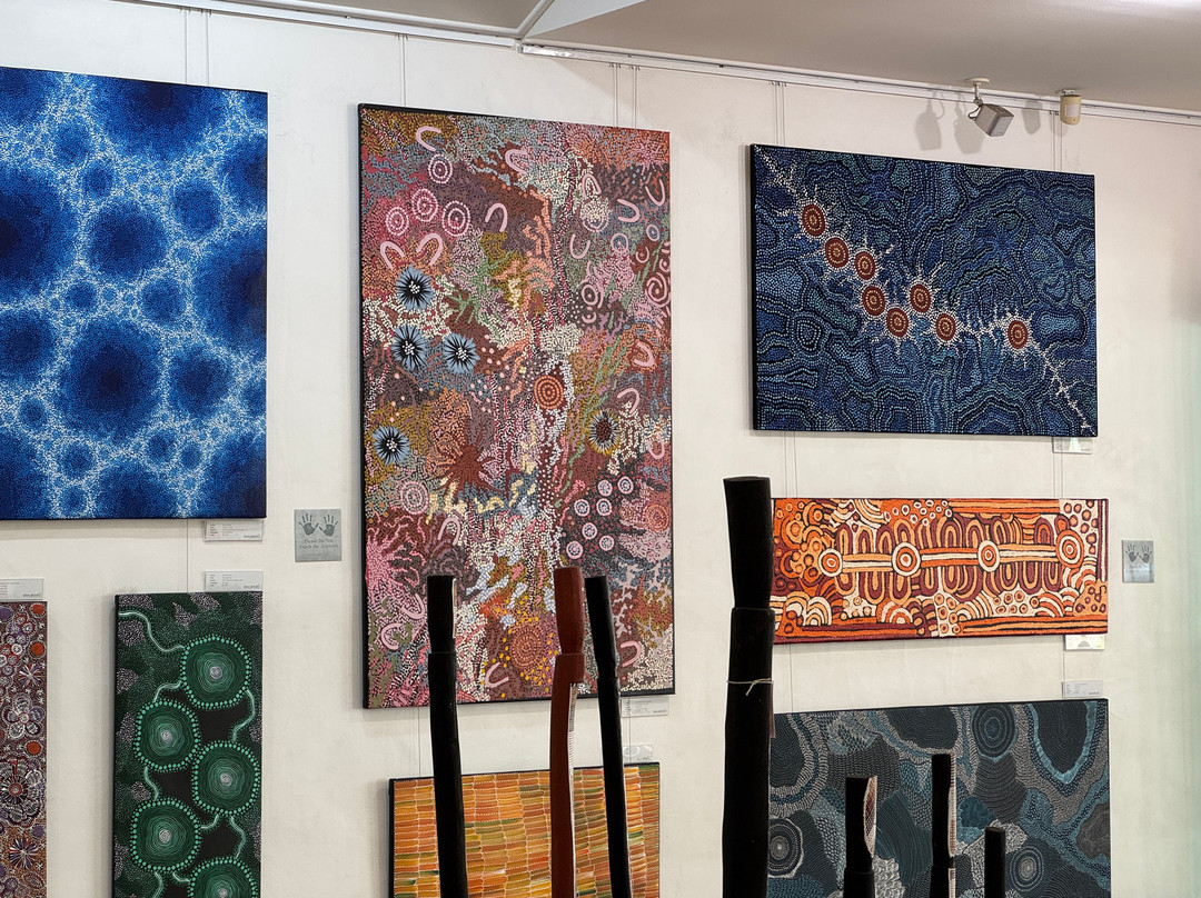 Ngarru Gallery-道格拉斯港必去景点