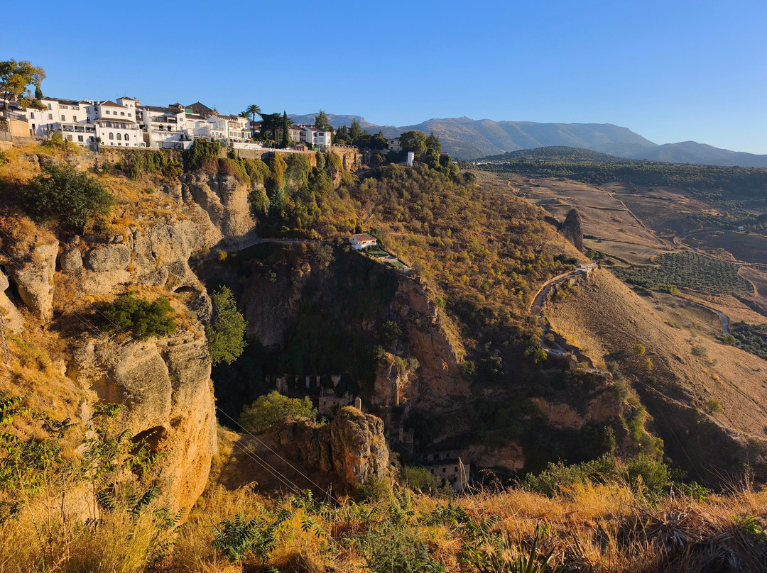 EMEXPERIENCE-阿威罗必去景点