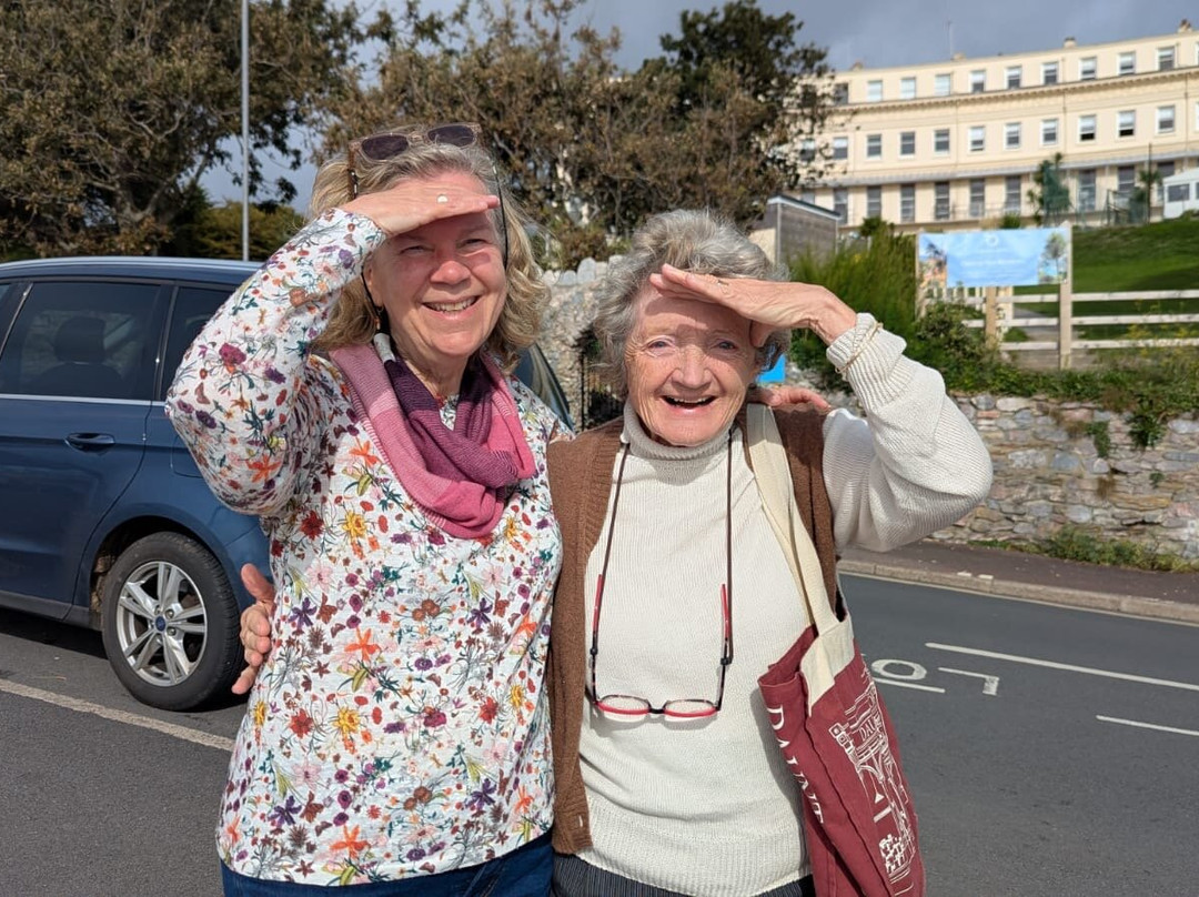 Unique Devon Tours-牛顿阿伯里必去景点