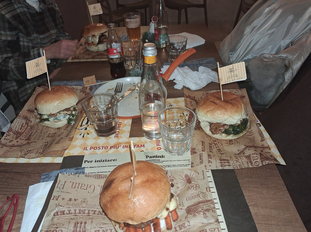 Pub In Fame - Hamburgheria Frattamaggiore