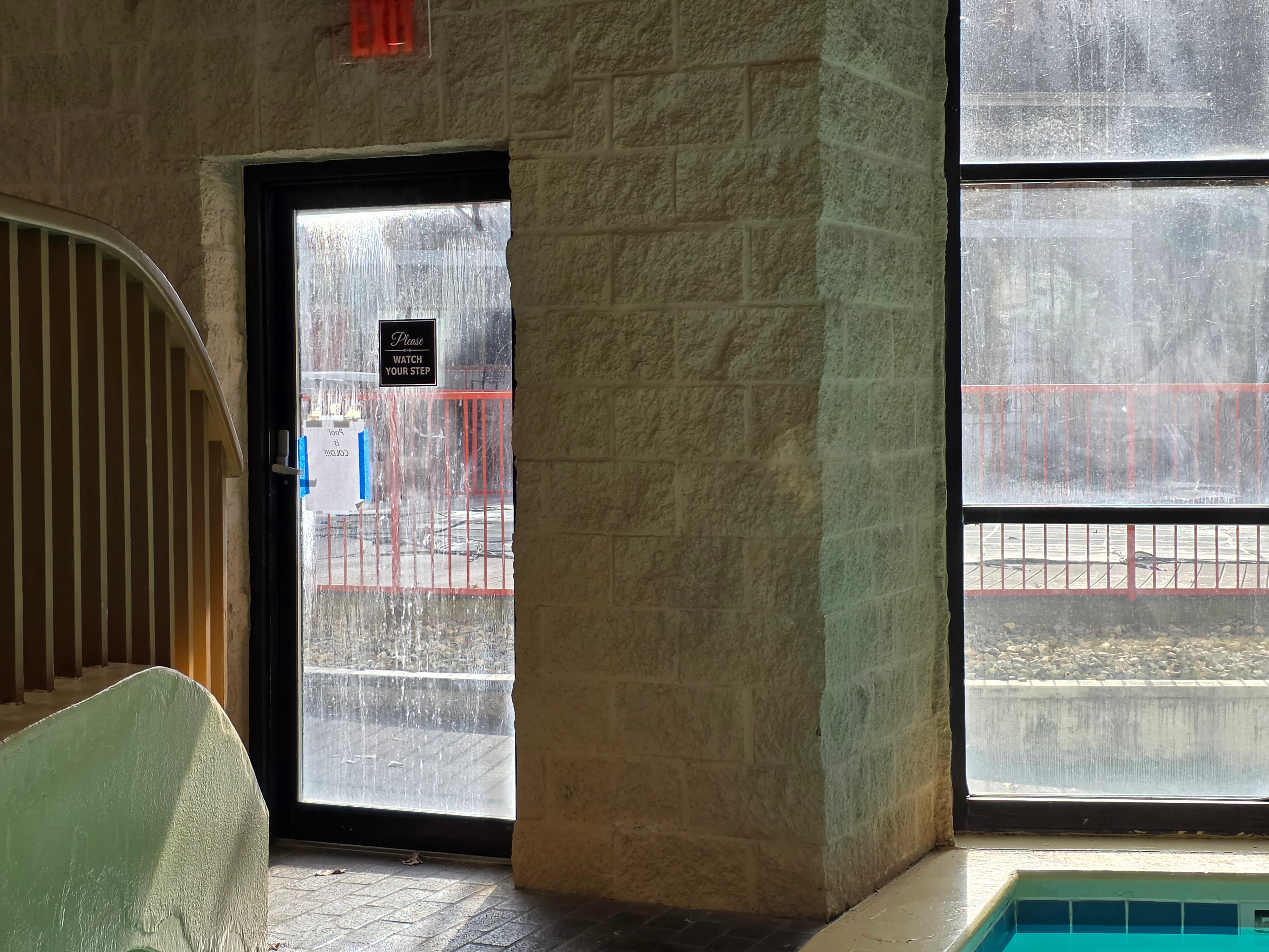 Zoder's Inn & Suites-官方