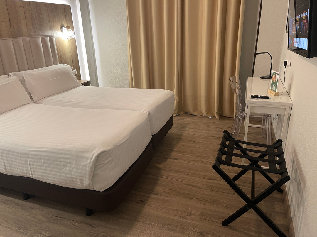 Sercotel Dona Carmela Hotel主图