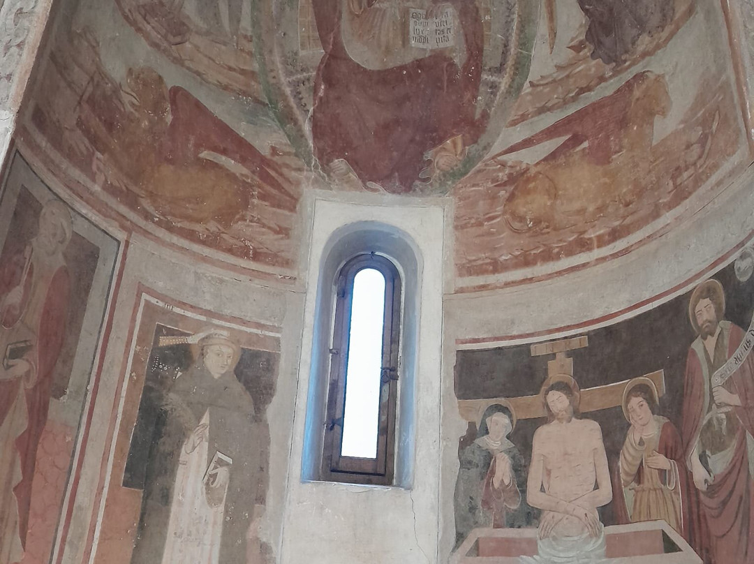 Chiesa di San Pietro-Robbio必去景点