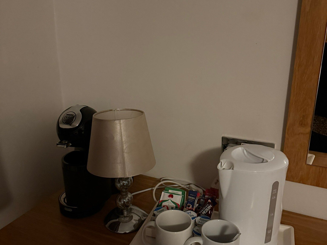 The Chequers Hotel主图