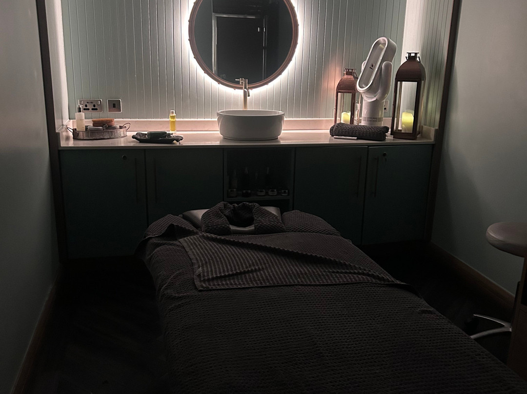 The Gailes Hotel & Spa主图