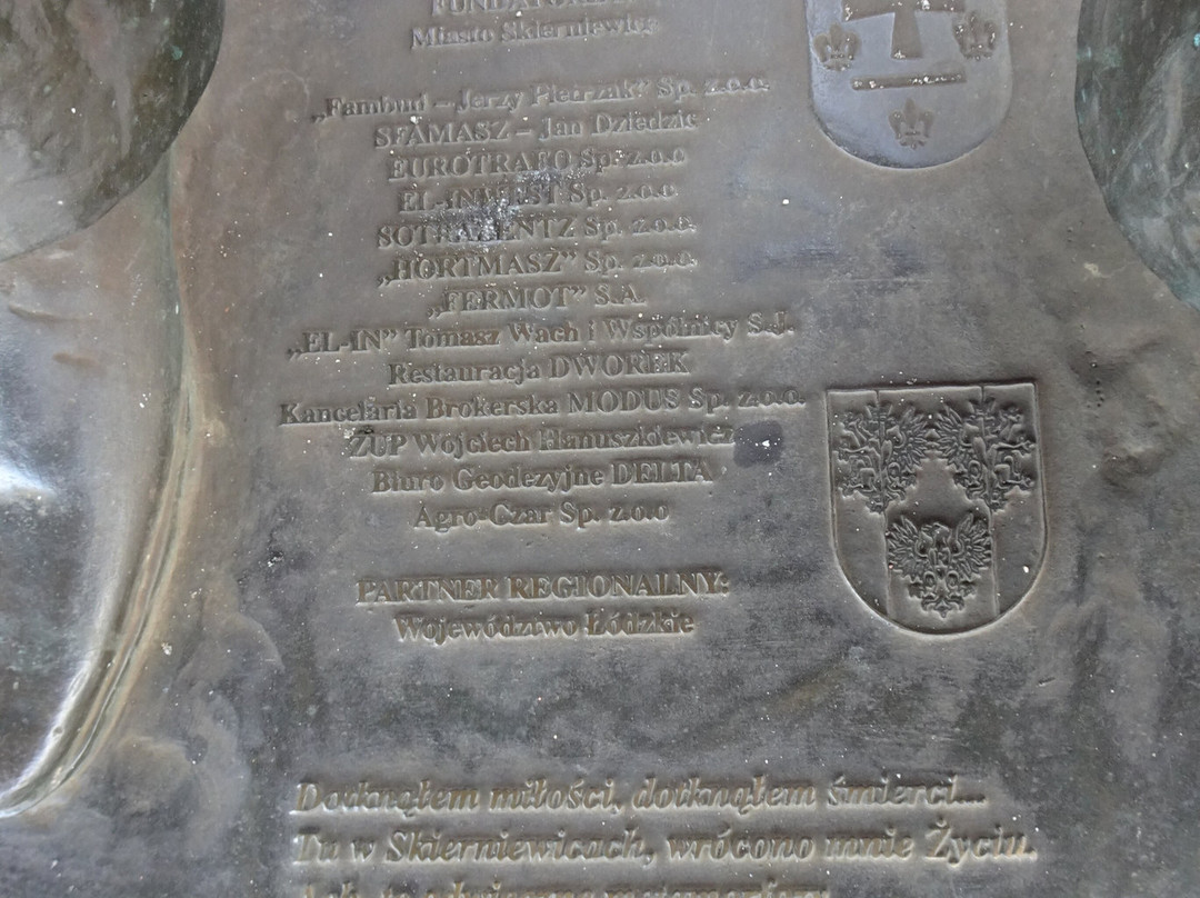 Statue of Wokulski-Skierniewice必去景点