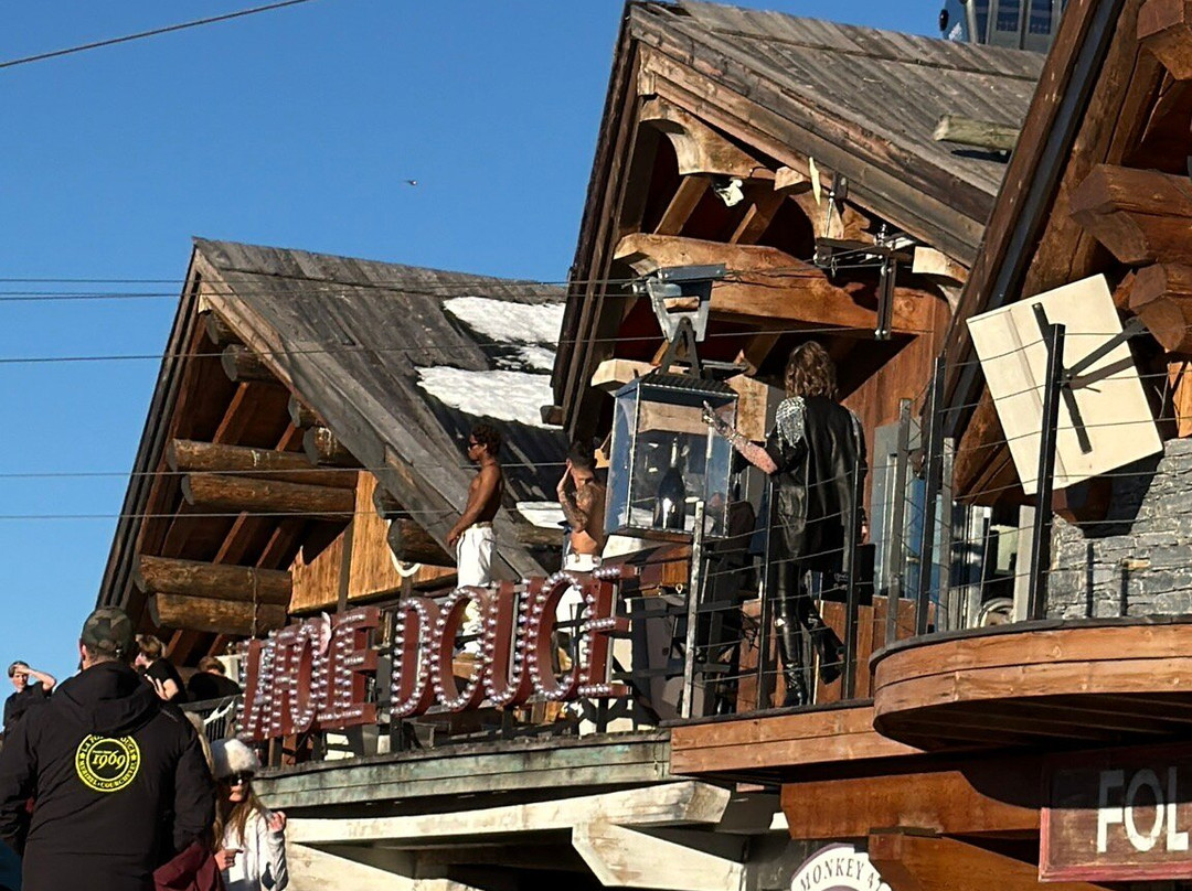 The Snow School-梅瑞贝尔必去景点