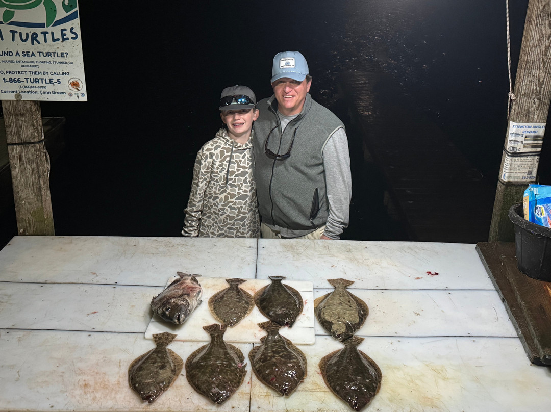 Surrender At Sunrise - Flounder Gigging Trips-Aransas Pass必去景点