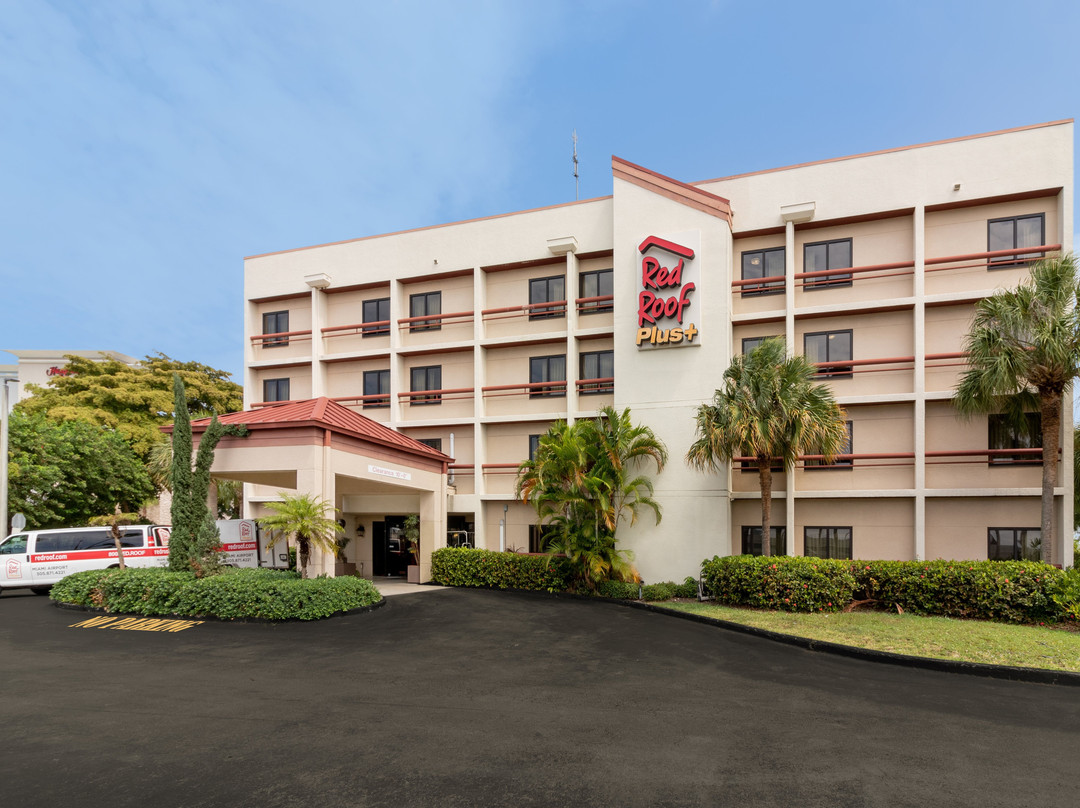 Red Roof Plus+ Miami Airport
