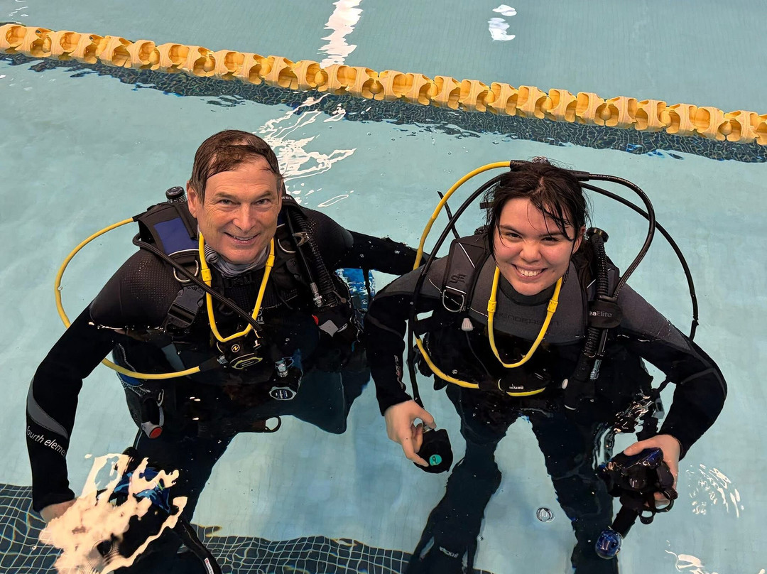 Scuba Guru - Diving Certification and Classes-布兰斯堡必去景点